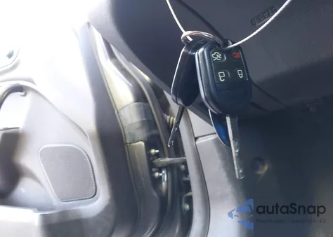 2019 Ford Fiesta Se z USA, uszkodzony, nr VIN 3FADP4EJ5KM105032